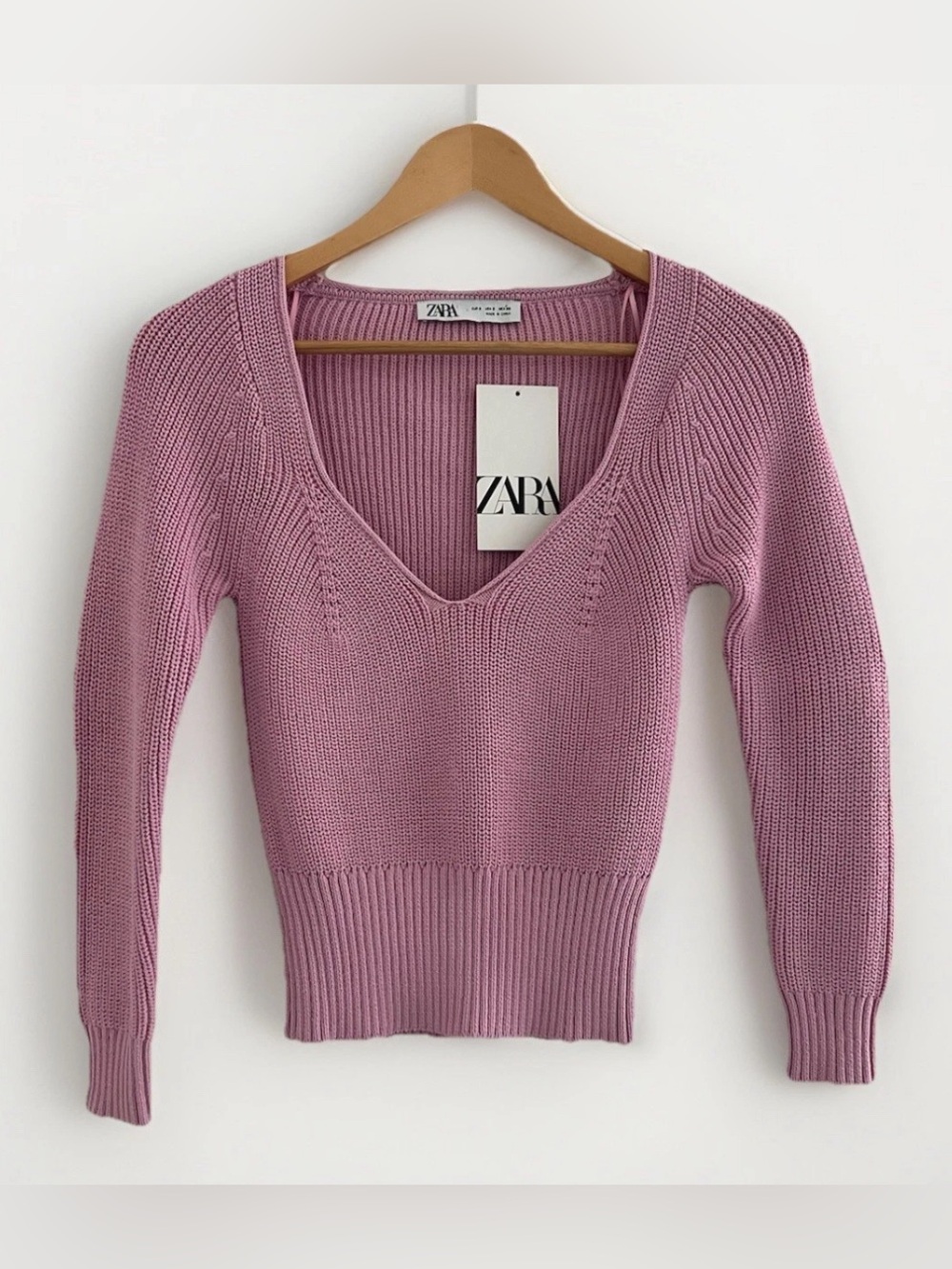 NEW Zara Pink V-Neck Ribbed Knit cropped Sweater Small
